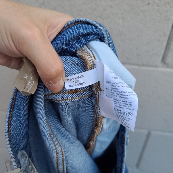 Madewell | The Perfect Vintage Jean in Enmore Wash: Raw-Hem Edition Plus Size 35 - Picture 13 of 13